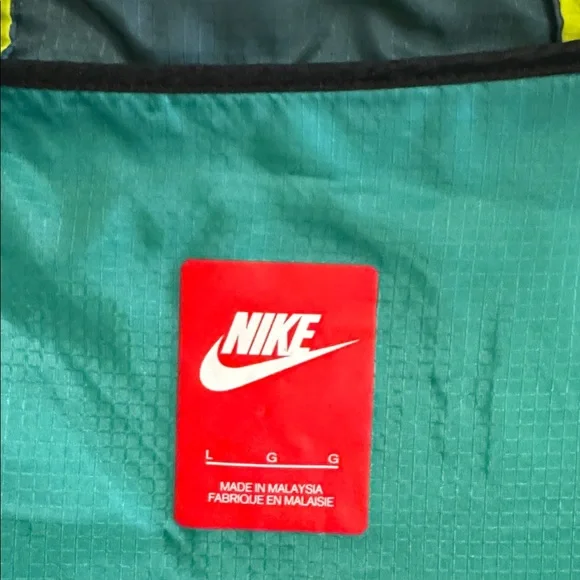 Nike Tech Hyperfuse Windrunner Colorblock Jacket Size Large - Picture 13 of 14